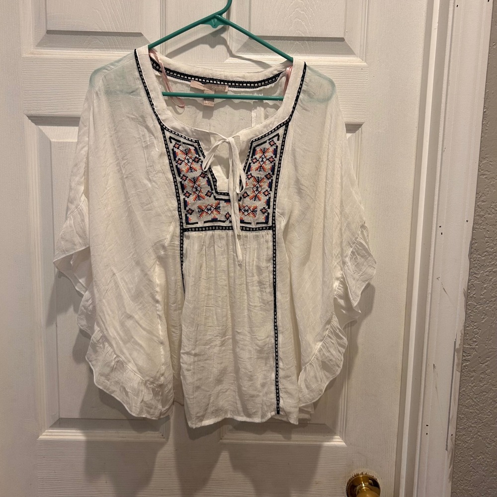 Forever 21‎ White Embroidered Top Flowy Ruffle Sleeve Boho Blouse Large Fairy